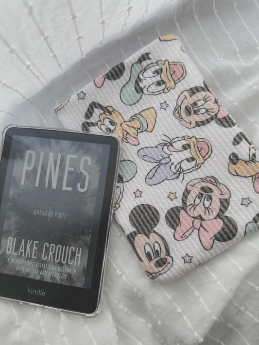 Disney Fabric Kindle SleevelKindle Pouch|Padded E-Reader Cover|Kindle Paperwhite & Colorsoft Sleeve|Book Lover Gift|Bookish Gift for Readers