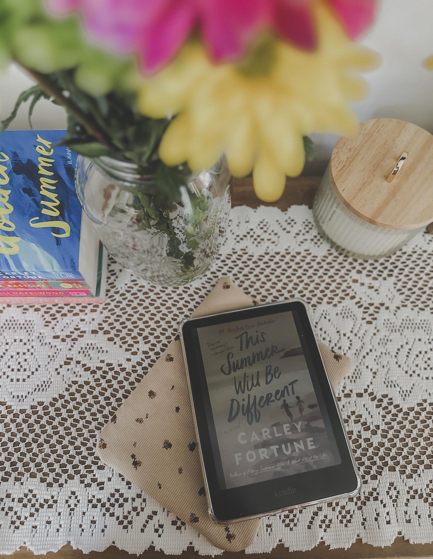 Tiny Floral Organic Fabric Kindle Sleeve | Kindle Pouch | Padded E-Reader Cover| Kindle Paperwhite & Colorsoft Sleeve|Book Lover Gift