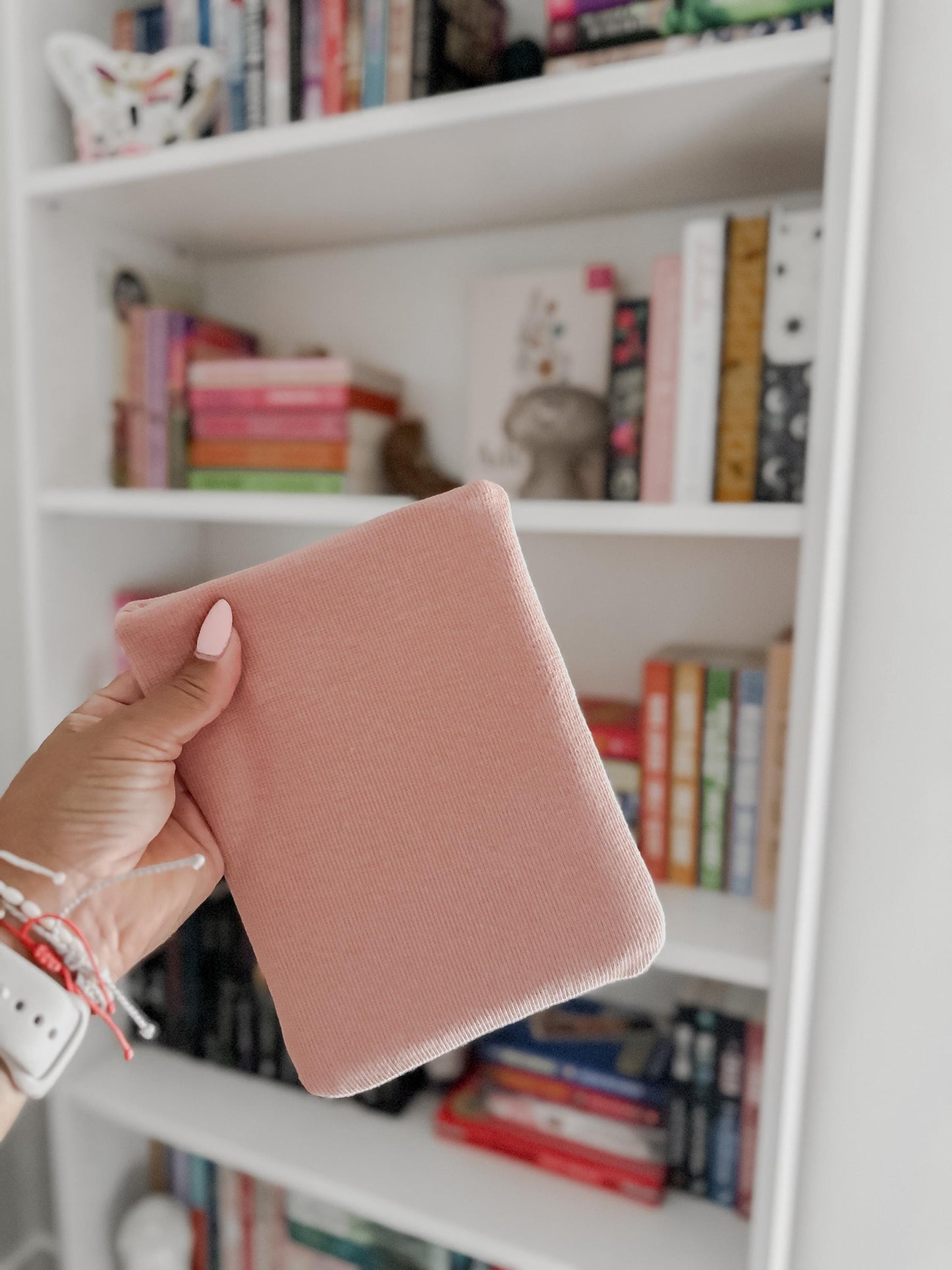 Rose Pink Organic and Bees Fabric Kindle Sleeve | Kindle Pouch | Padded E-Reader Cover| Kindle Paperwhite & Colorsoft Sleeve|Book Lover Gift