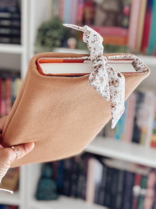 Caramel Organic Book Fabric Sleeve| Pink Book Pouch with Bees Bow | Padded Book Cover | Book Lover Gift | Bookish Gift for Readers