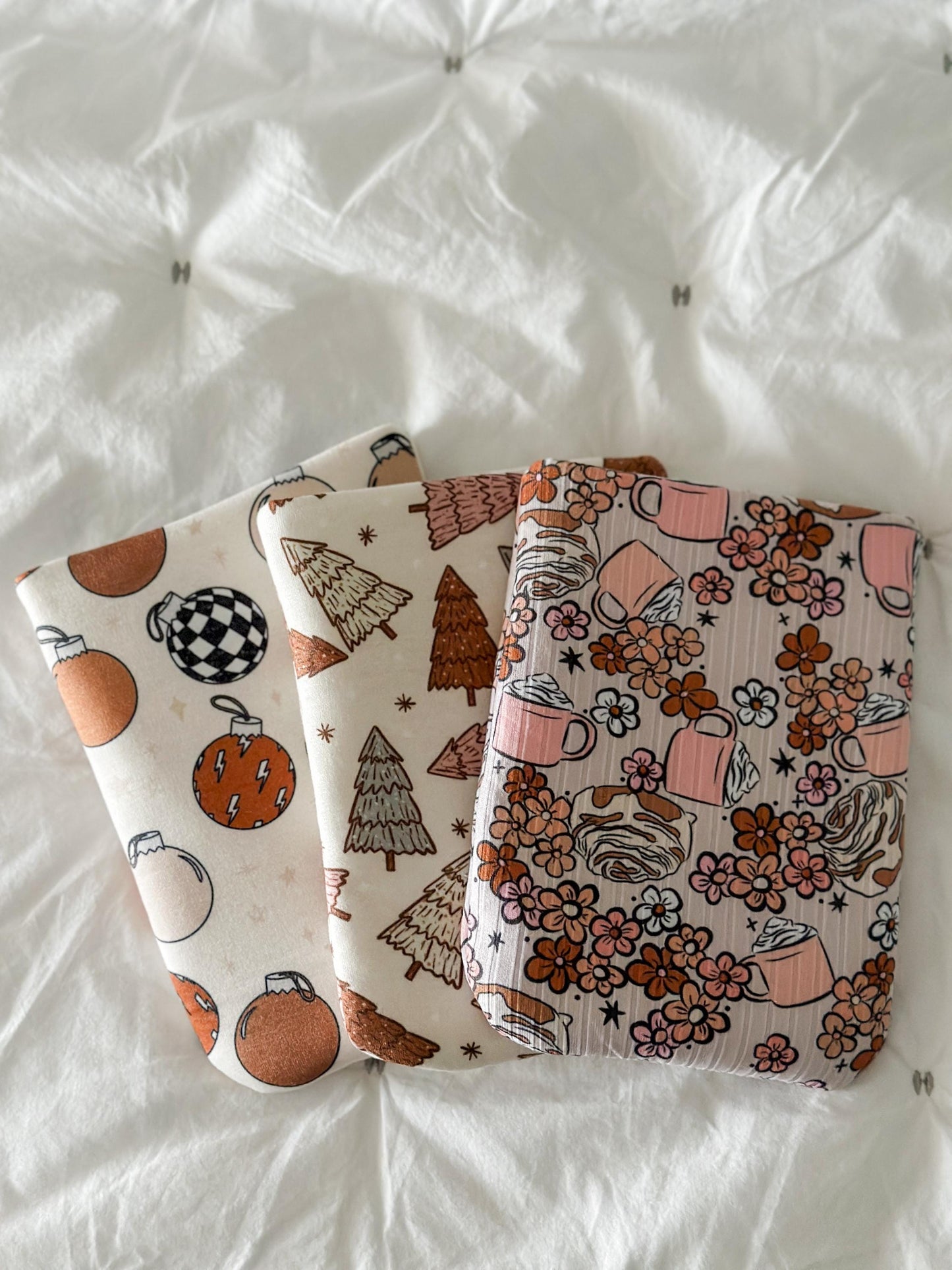 Christmas Fabric Kindle Sleeve | Kindle Pouch | Padded E-Reader Cover| Kindle Paperwhite & Colorsoft Sleeve|Book Lover Gift