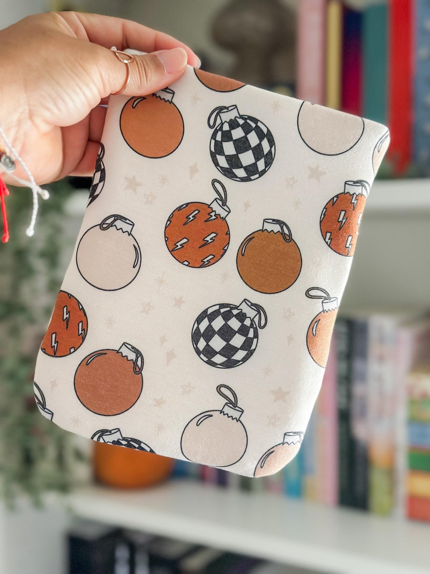 Christmas Fabric Kindle Sleeve | Kindle Pouch | Padded E-Reader Cover| Kindle Paperwhite & Colorsoft Sleeve|Book Lover Gift