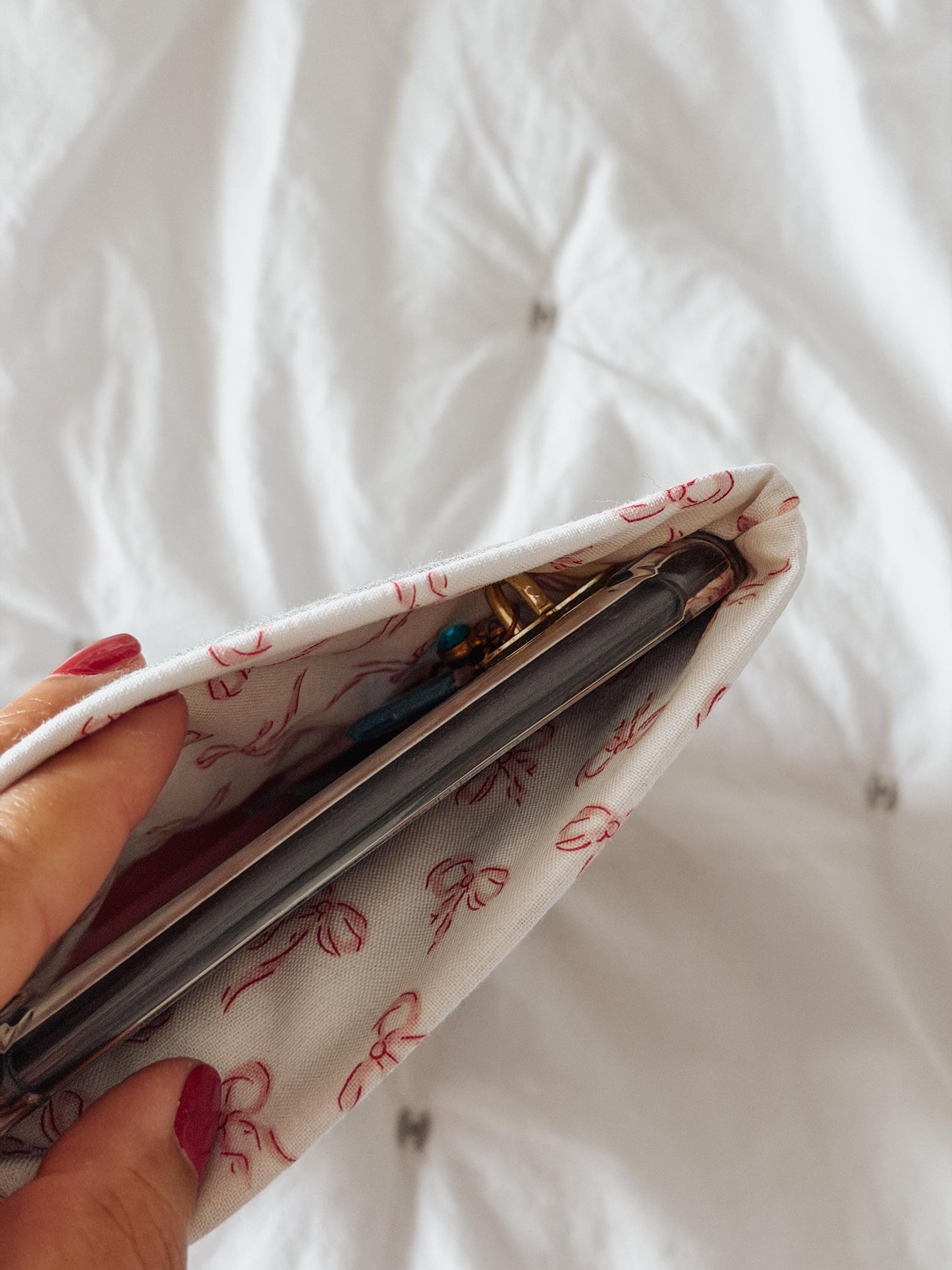 Denim and Pink Bows Kindle Sleeve