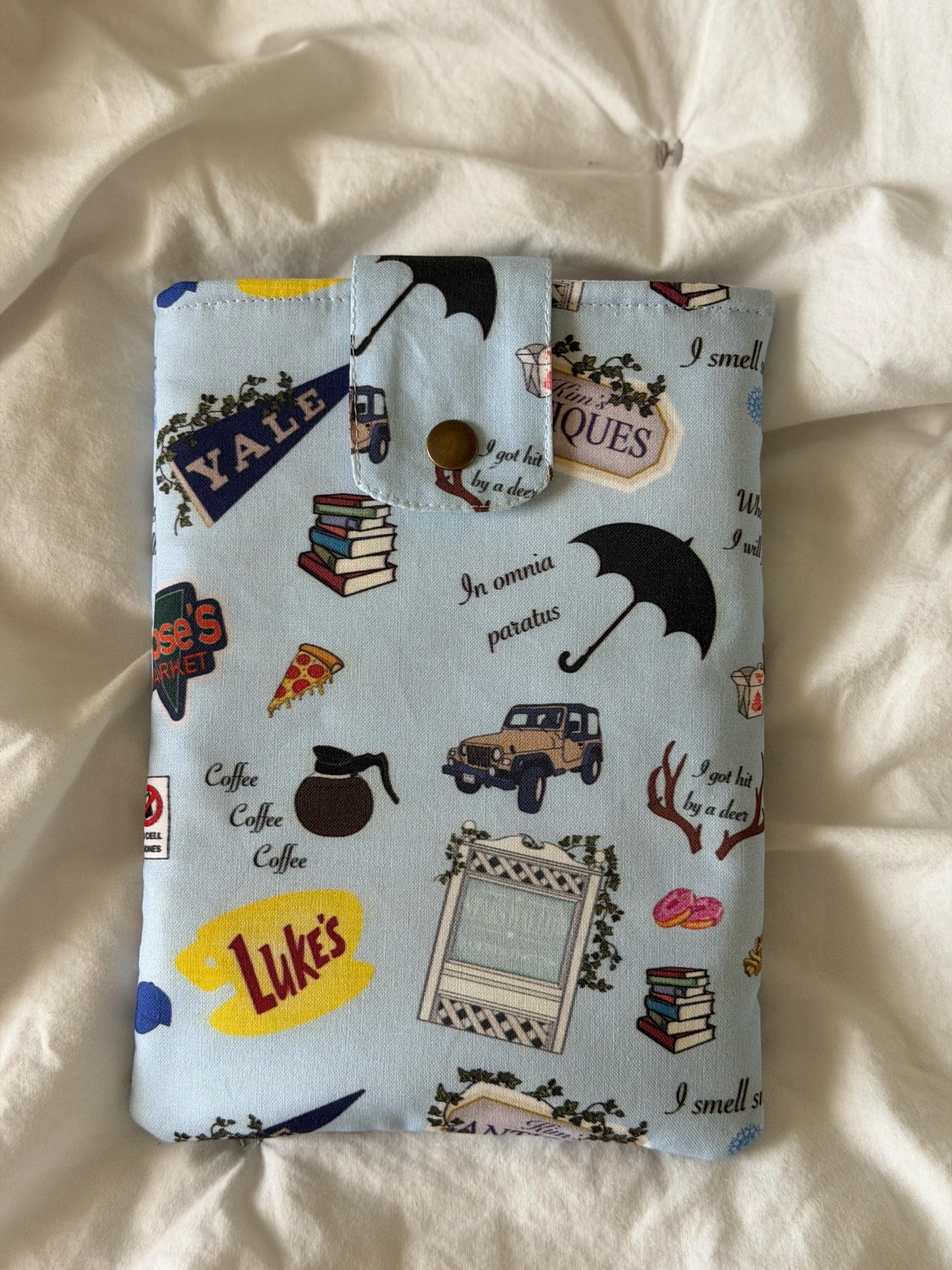 Gilmore Girls Kindle Sleeve l Stars Hollow Cover